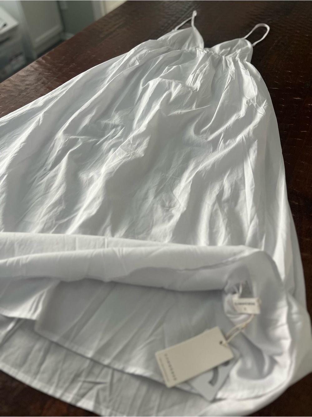 Classic/Staple Summer Dress - Picture 5 of 10